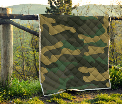 Black And Green Camouflage Print Quilt