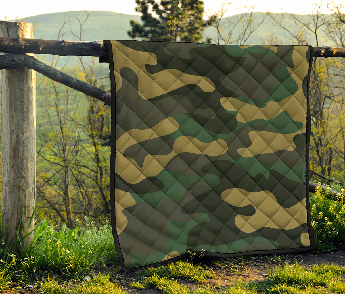 Black And Green Camouflage Print Quilt