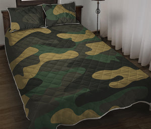 Black And Green Camouflage Print Quilt Bed Set