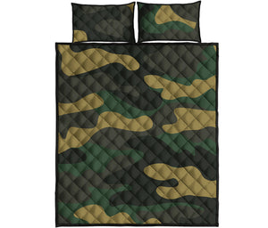 Black And Green Camouflage Print Quilt Bed Set