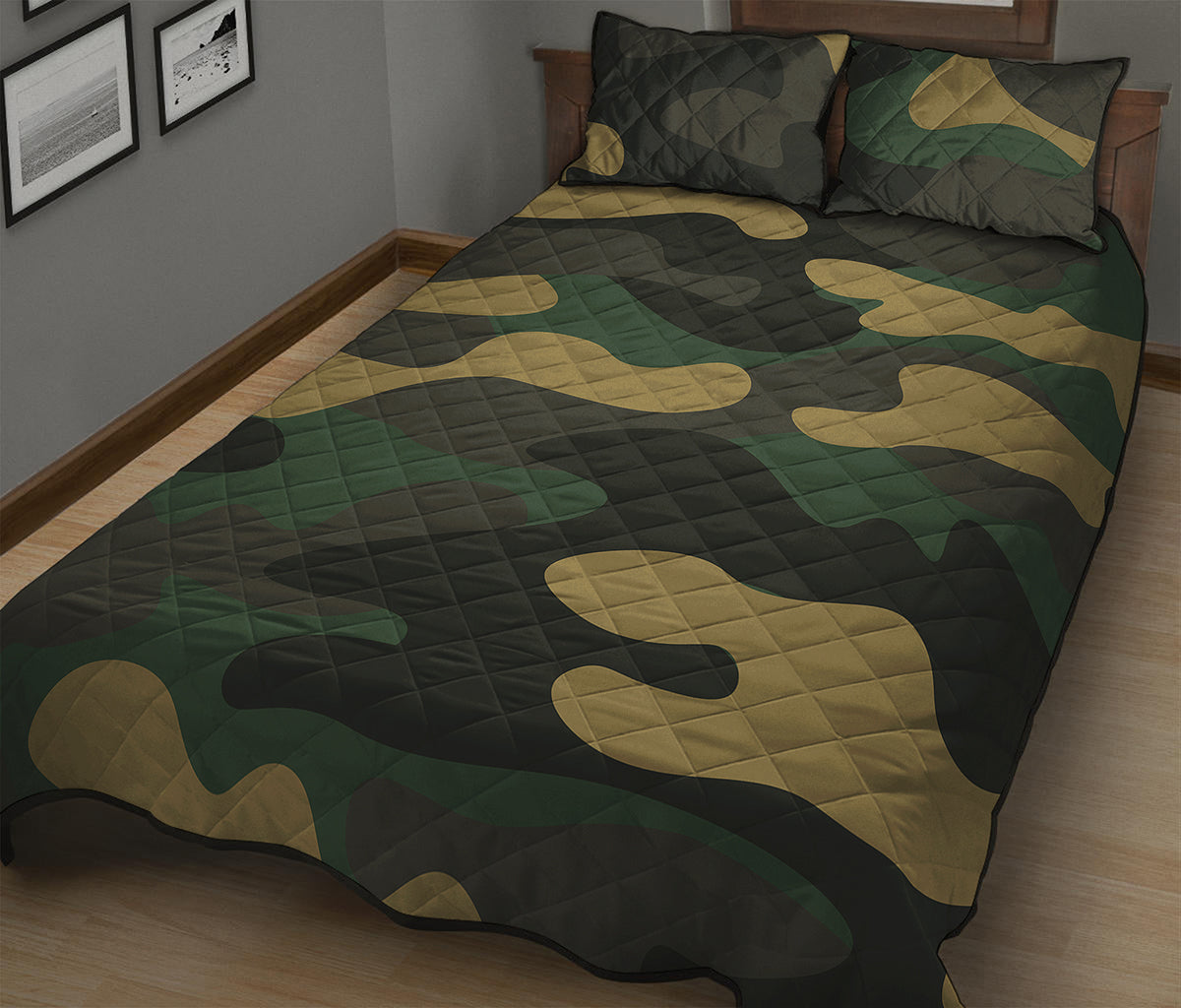 Black And Green Camouflage Print Quilt Bed Set