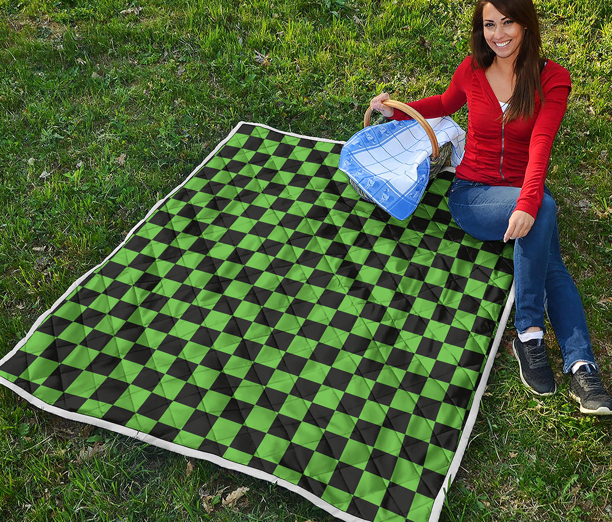 Black And Green Checkered Print Quilt