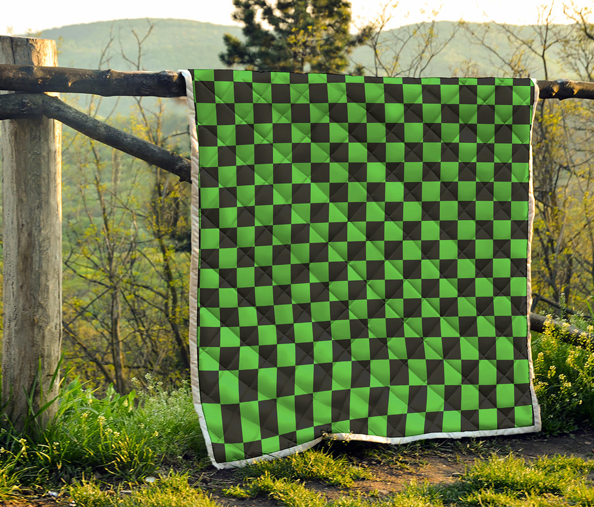 Black And Green Checkered Print Quilt
