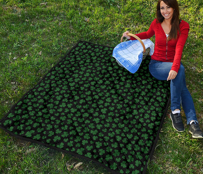 Black And Green Shamrock Pattern Print Quilt