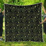 Black And Green Spider Web Pattern Print Quilt