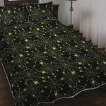 Black And Green Spider Web Pattern Print Quilt Bed Set