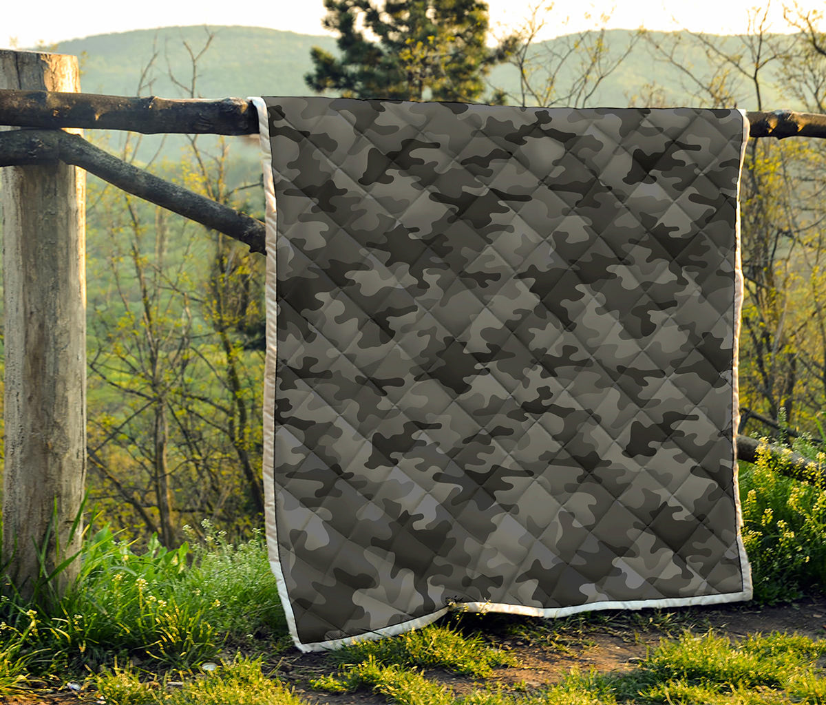 Black And Grey Camouflage Print Quilt