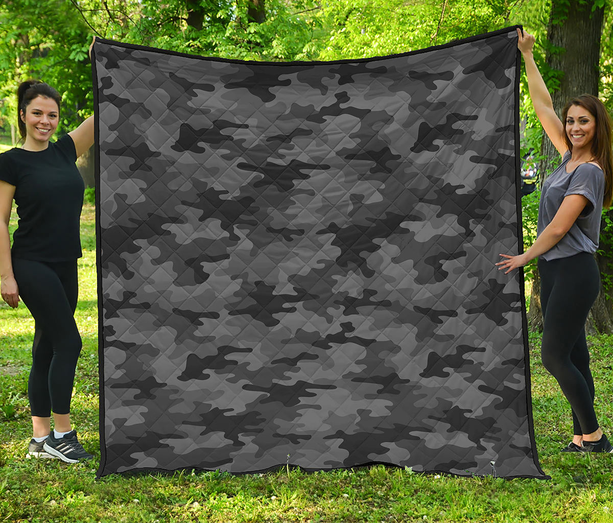 Black And Grey Camouflage Print Quilt