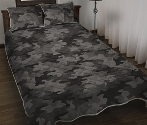 Black And Grey Camouflage Print Quilt Bed Set