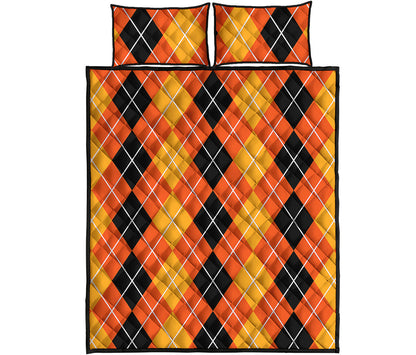 Black And Orange Argyle Pattern Print Quilt Bed Set