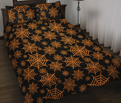 Black And Orange Spider Web Print Quilt Bed Set