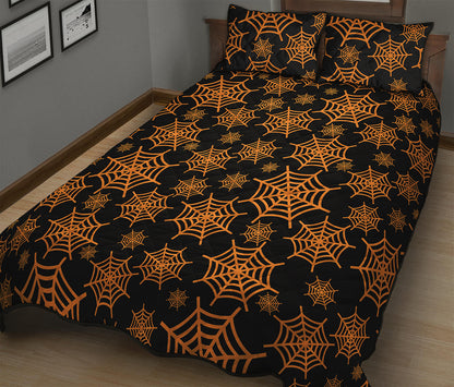 Black And Orange Spider Web Print Quilt Bed Set