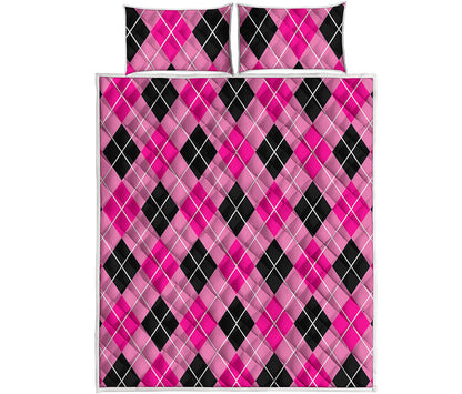 Black And Pink Argyle Pattern Print Quilt Bed Set