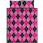 Black And Pink Argyle Pattern Print Quilt Bed Set