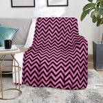 Black And Pink Chevron Pattern Print Blanket