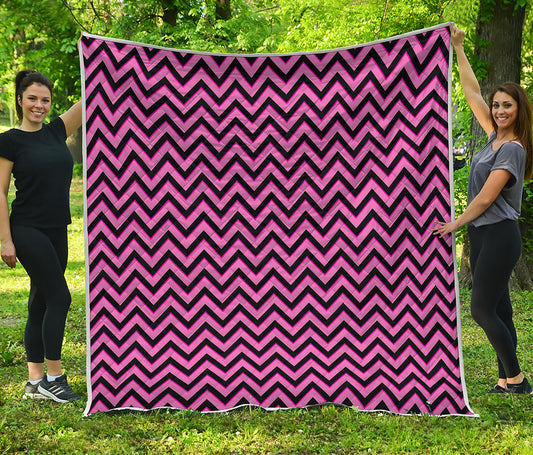 Black And Pink Chevron Pattern Print Quilt