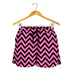 Black And Pink Chevron Pattern Print Women's Shorts