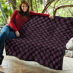 Black And Pink Spider Web Pattern Print Quilt