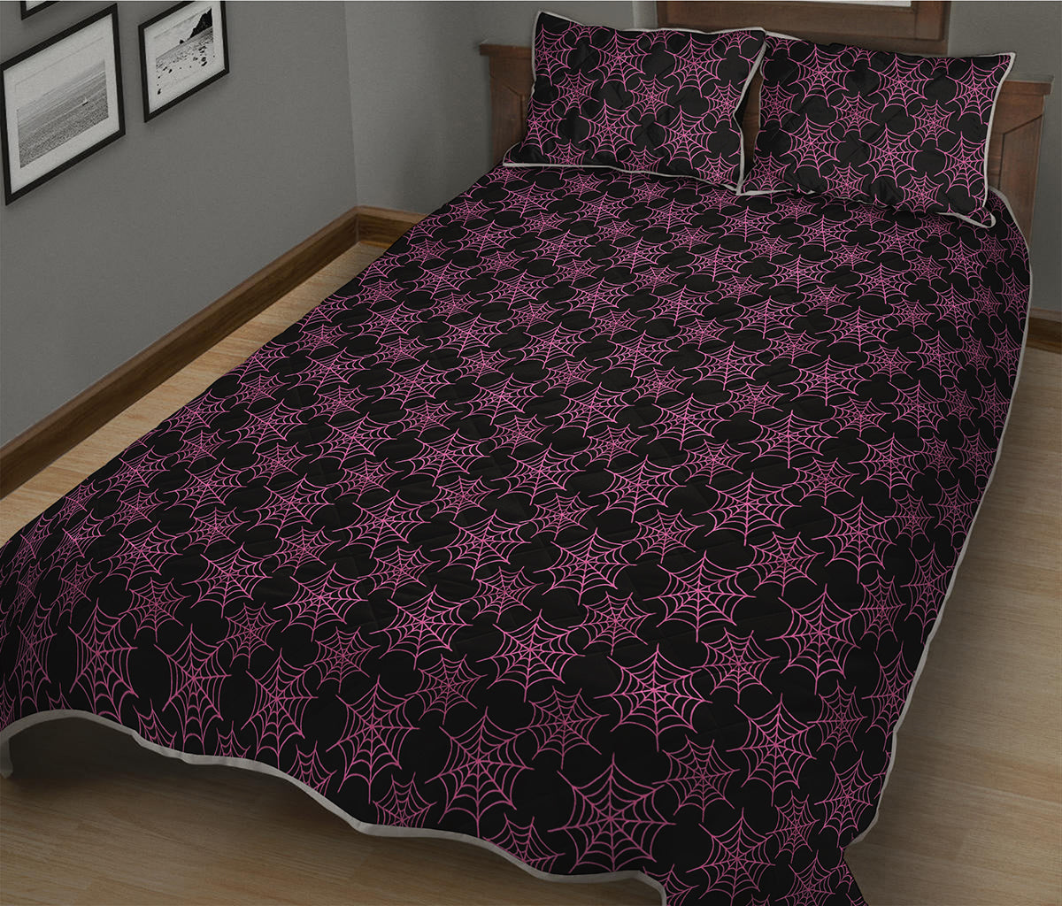 Black And Pink Spider Web Pattern Print Quilt Bed Set