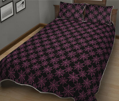 Black And Pink Spider Web Pattern Print Quilt Bed Set