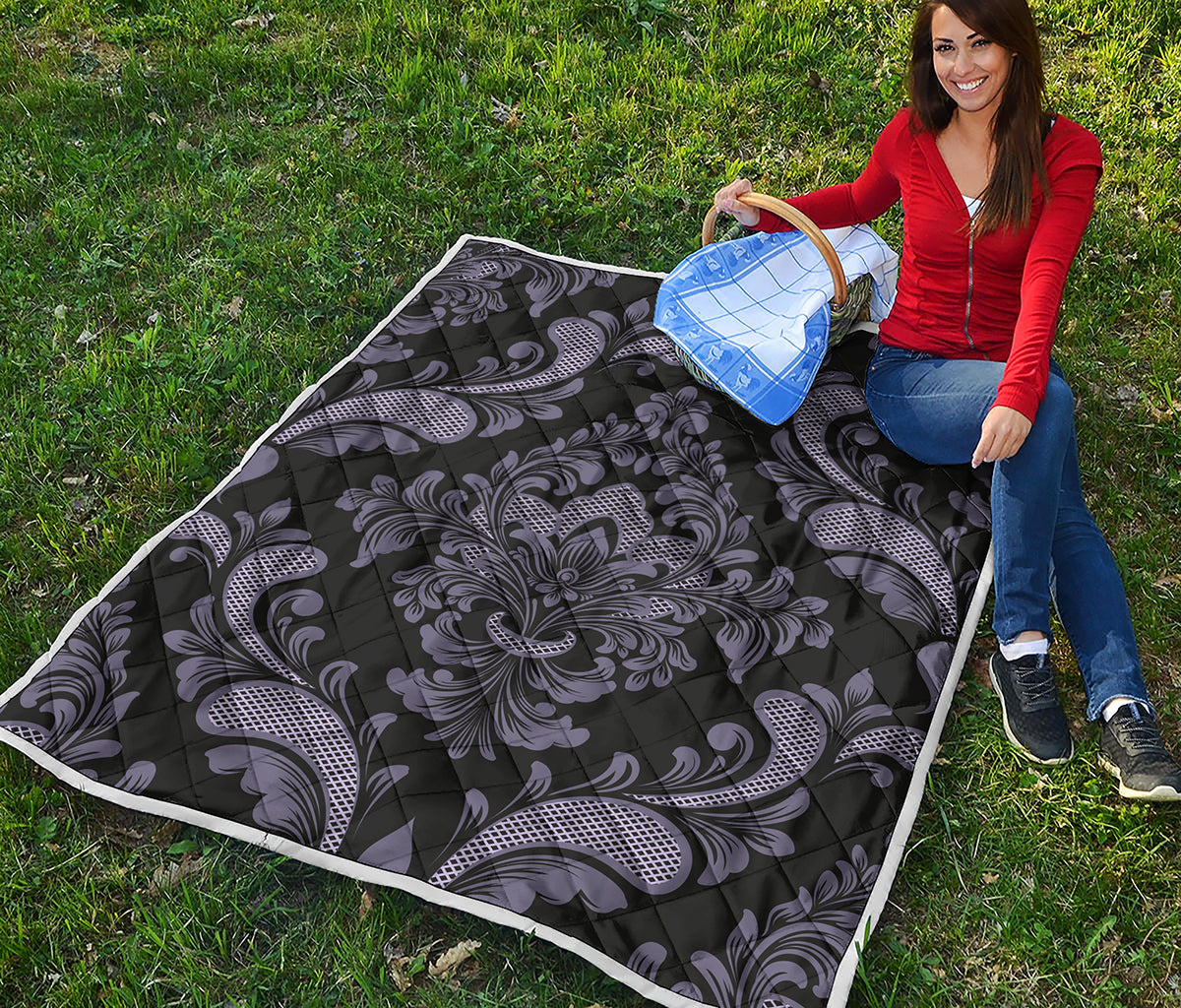 Black And Purple Damask Pattern Print Quilt