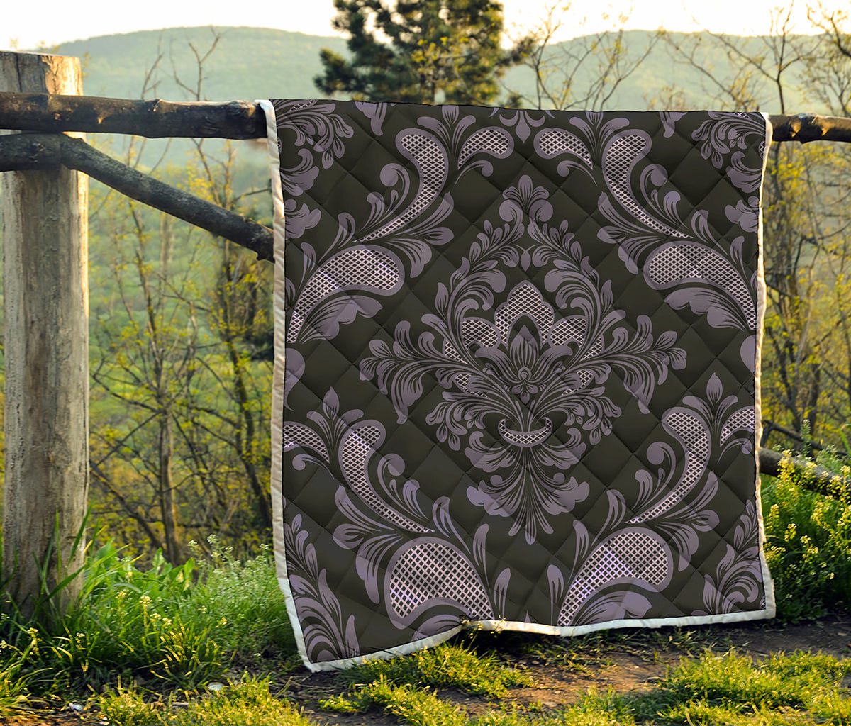 Black And Purple Damask Pattern Print Quilt