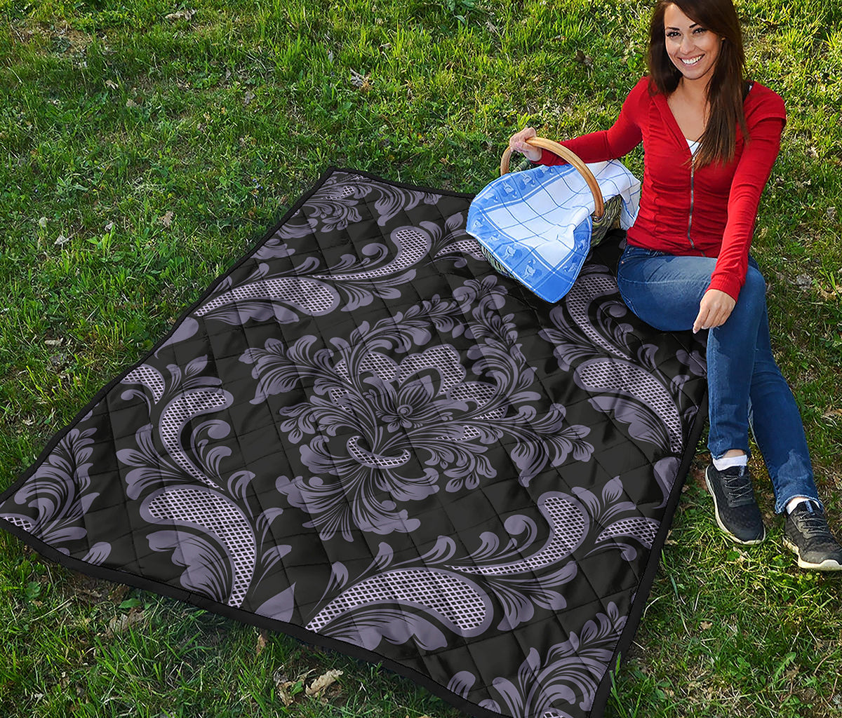 Black And Purple Damask Pattern Print Quilt