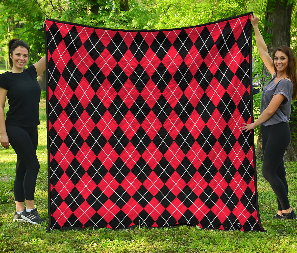 Black And Red Argyle Pattern Print Quilt