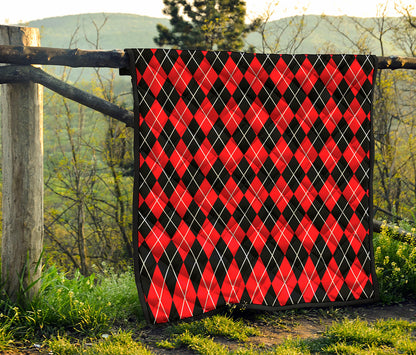 Black And Red Argyle Pattern Print Quilt