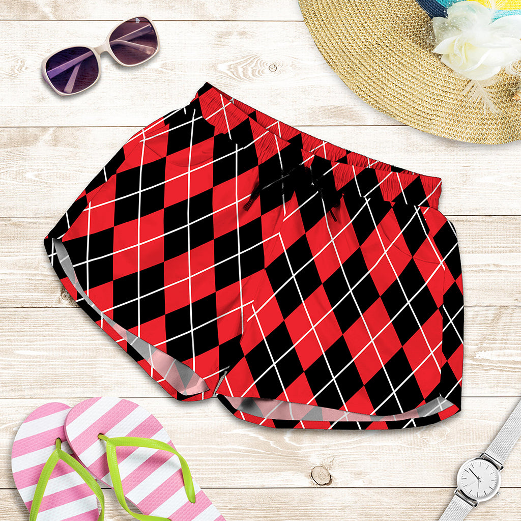 Black And Red Argyle Pattern Print Women's Shorts