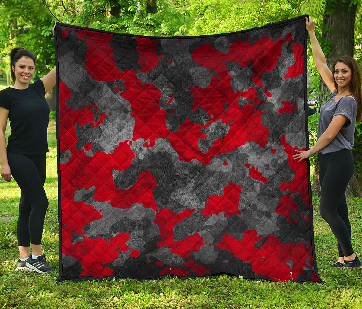 Black And Red Camouflage Print Quilt