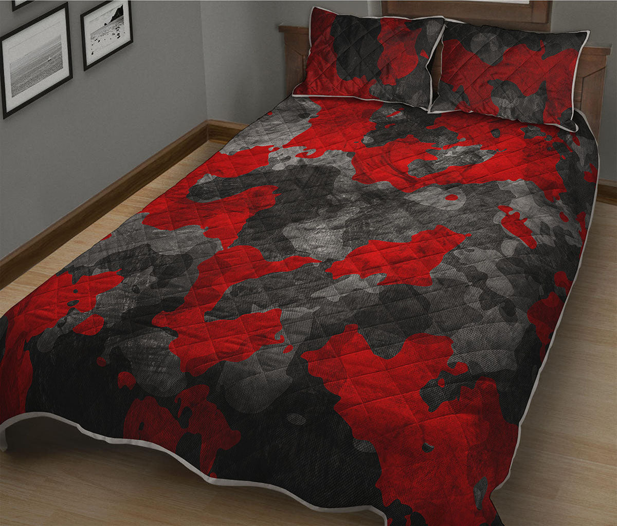 Black And Red Camouflage Print Quilt Bed Set