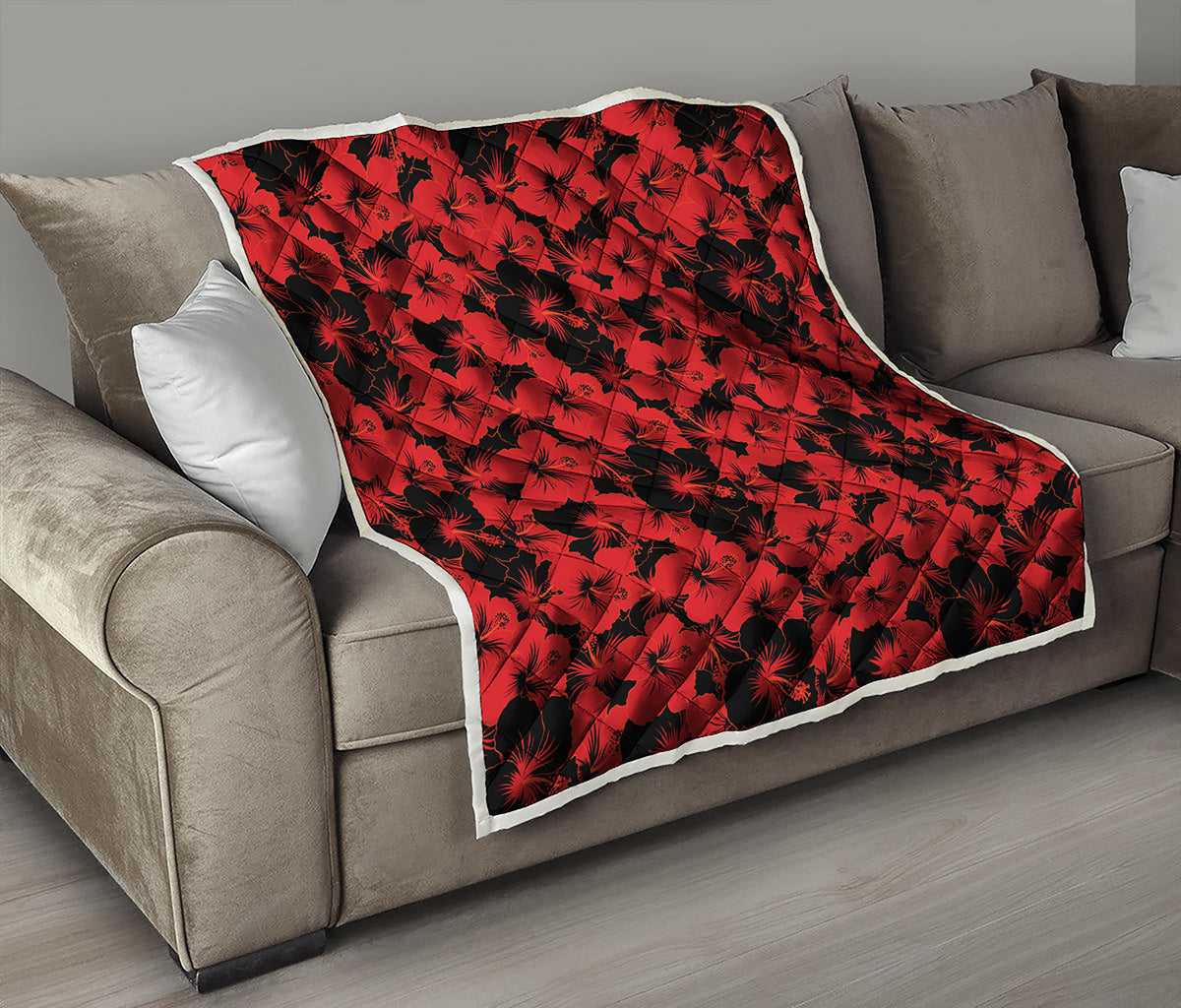 Black And Red Hibiscus Pattern Print Quilt