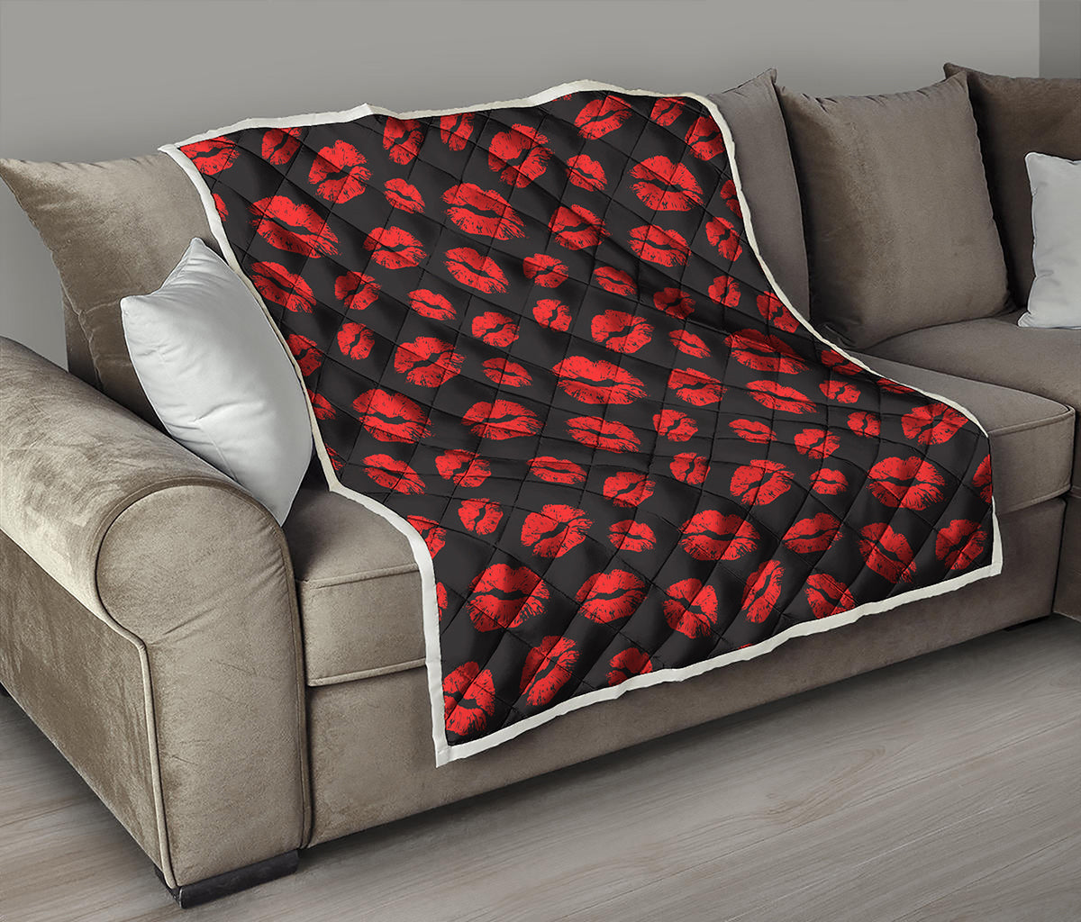 Black And Red Lips Pattern Print Quilt