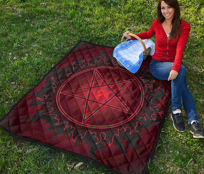 Black And Red Satanic Pentagram Print Quilt