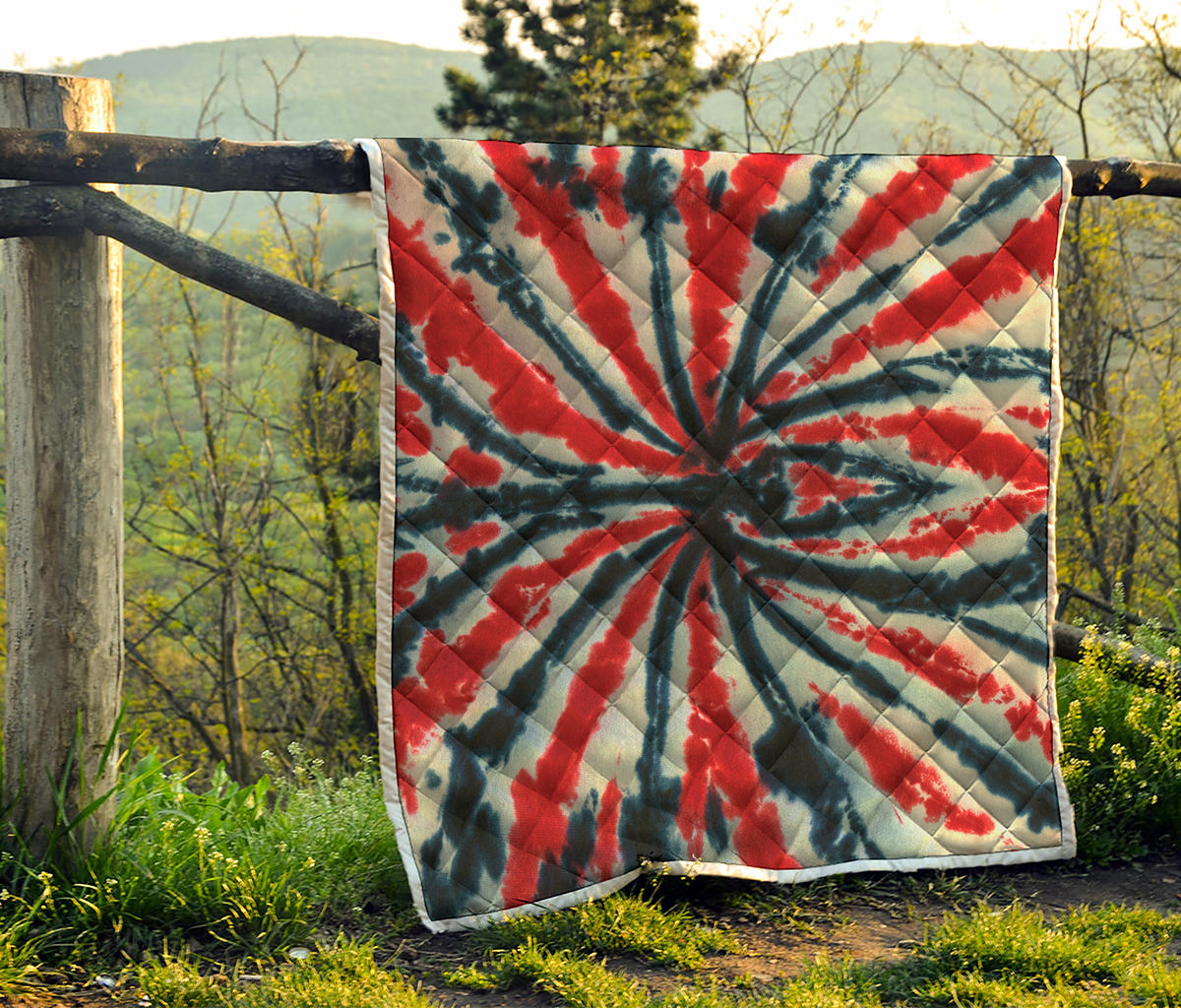Black And Red Spider Tie Dye Print Quilt