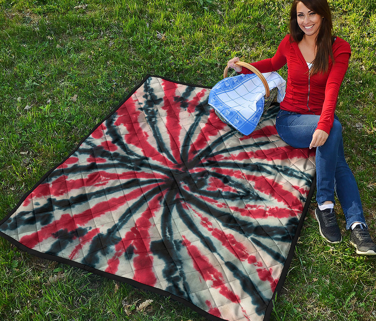 Black And Red Spider Tie Dye Print Quilt