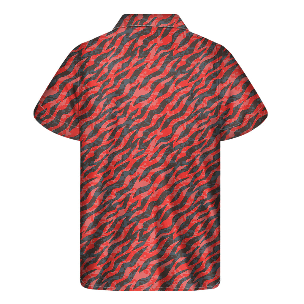 Black And Red Tiger Stripe Camo Print Men's Short Sleeve Shirt