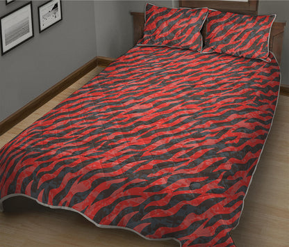 Black And Red Tiger Stripe Camo Print Quilt Bed Set