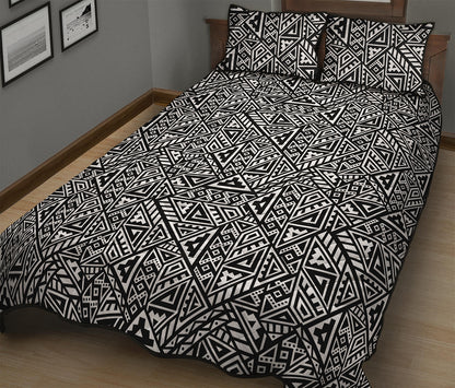 Black And White African Inspired Print Quilt Bed Set