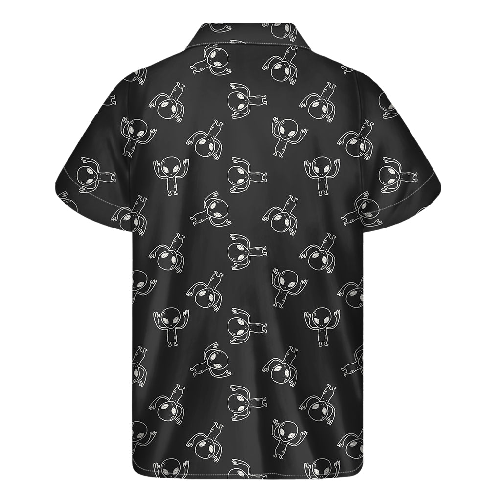 Black And White Alien Print Men's Short Sleeve Shirt