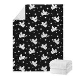 Black And White Angel Pattern Print Blanket