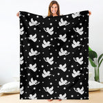 Black And White Angel Pattern Print Blanket