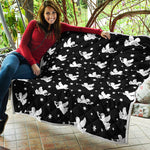 Black And White Angel Pattern Print Quilt