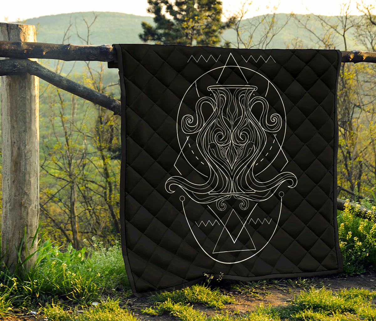 Black And White Aquarius Sign Print Quilt