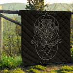 Black And White Aquarius Sign Print Quilt