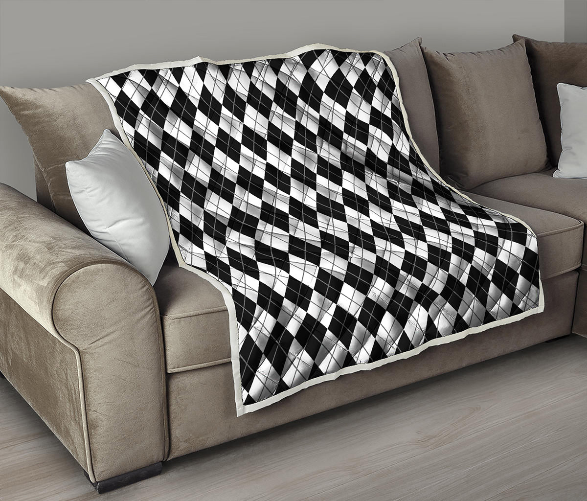 Black And White Argyle Pattern Print Quilt