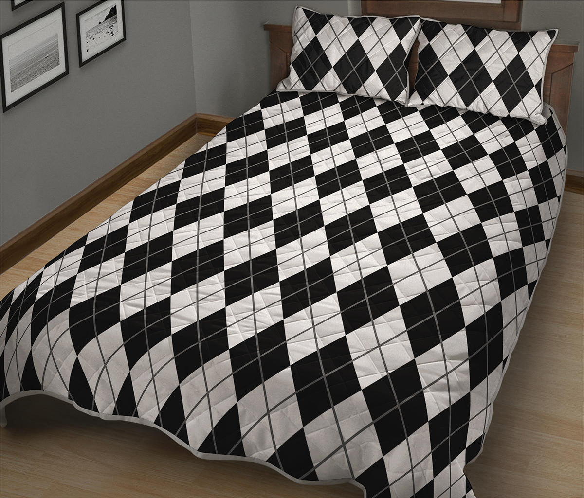 Black And White Argyle Pattern Print Quilt Bed Set