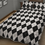 Black And White Argyle Pattern Print Quilt Bed Set