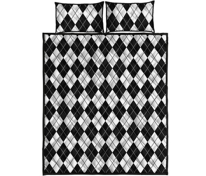 Black And White Argyle Pattern Print Quilt Bed Set